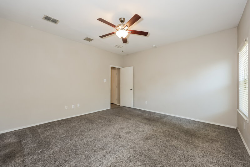 2,125/Mo, 1600 Chivalry Ln Fort Worth, TX 76140 Main Bedroom View
