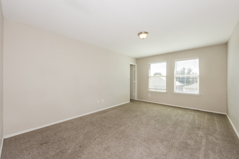 2,125/Mo, 1600 Chivalry Ln Fort Worth, TX 76140 Bedroom View 2
