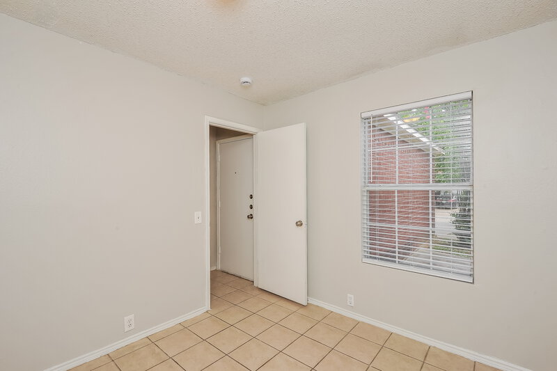 1,770/Mo, 8528 Gatlinburg Dr Fort Worth, TX 76123 Bedroom View 4