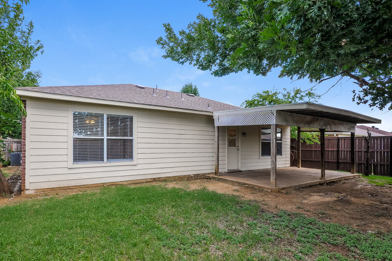 1,770/Mo, 8528 Gatlinburg Dr Fort Worth, TX 76123 Rear View