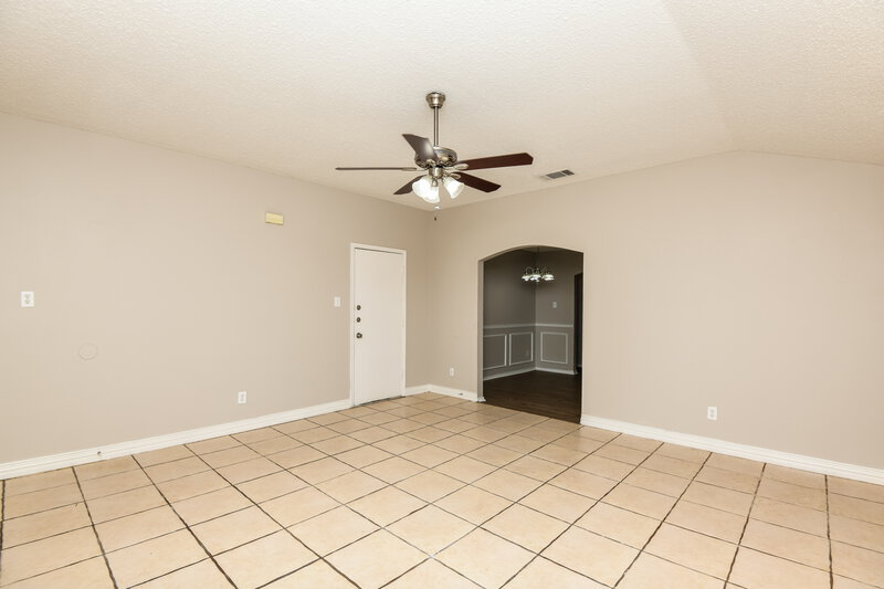 1,965/Mo, 10228 Winkler Dr Fort Worth, TX 76108 Living Room View 2
