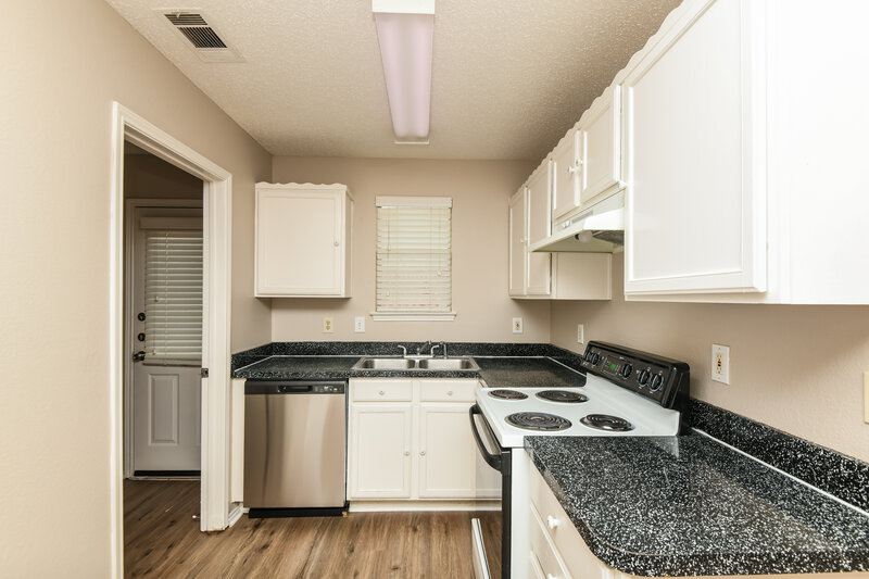 1,965/Mo, 10228 Winkler Dr Fort Worth, TX 76108 Kitchen View