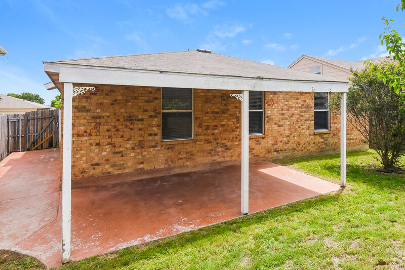1,965/Mo, 10228 Winkler Dr Fort Worth, TX 76108 Rear View