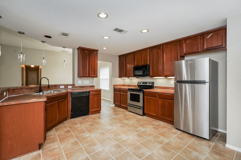 2,235/Mo, 4413 Corner Brook Ln Fort Worth, TX 76123 Kitchen View