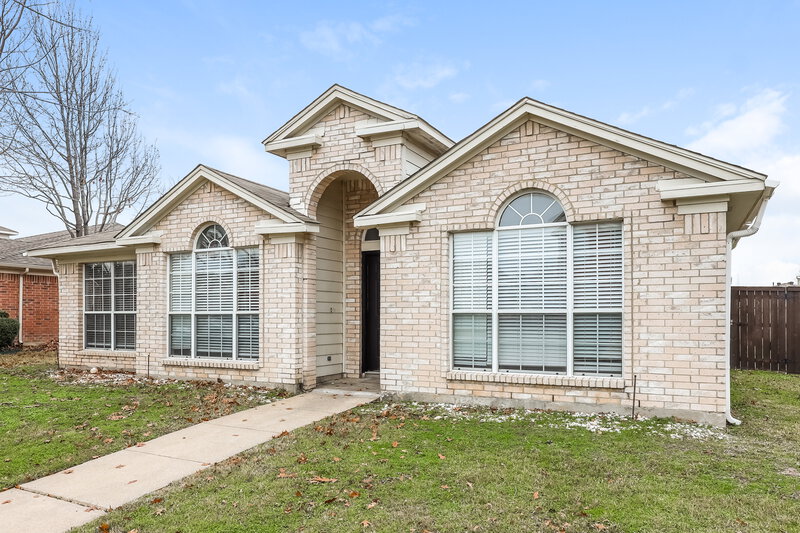 2,425/Mo, 1159 Wake Forest Dr Lewisville, TX 75077 Front View
