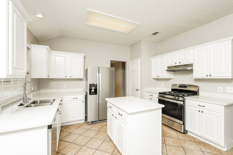 2,425/Mo, 1159 Wake Forest Dr Lewisville, TX 75077 Kitchen View 2