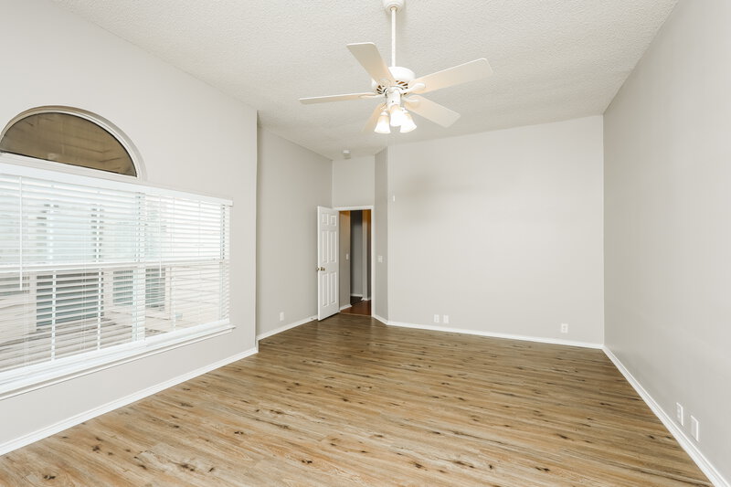 2,425/Mo, 1159 Wake Forest Dr Lewisville, TX 75077 Main Bedroom View 2
