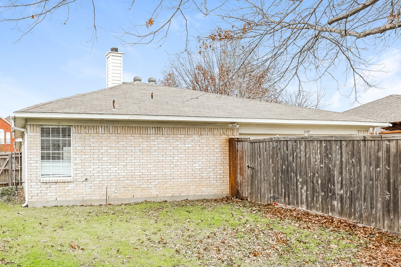 2,425/Mo, 1159 Wake Forest Dr Lewisville, TX 75077 Rear View
