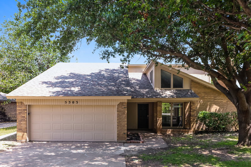 2,410/Mo, 5303 Oak Springs Dr Arlington, TX 76016 External View