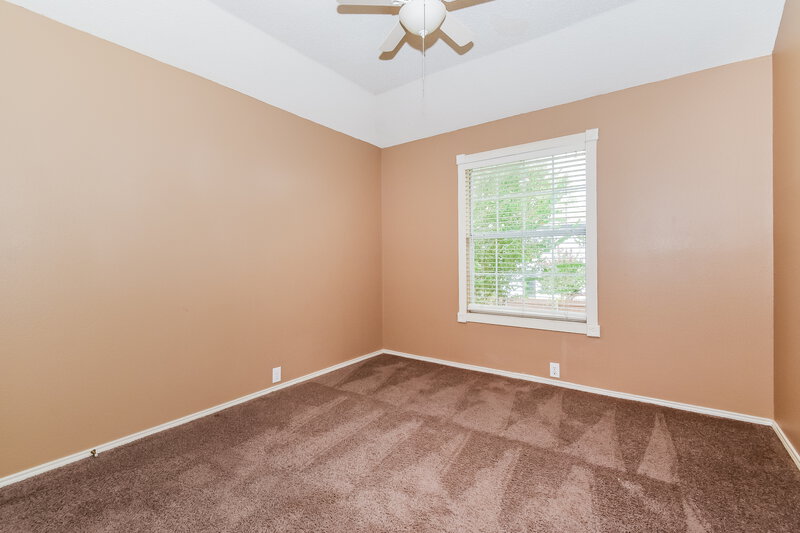 1,950/Mo, 707 Glenwood Ct McKinney, TX 75071 Bedroom View