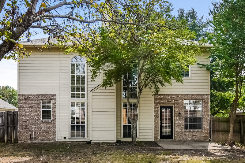 1,950/Mo, 707 Glenwood Ct McKinney, TX 75071 Rear View