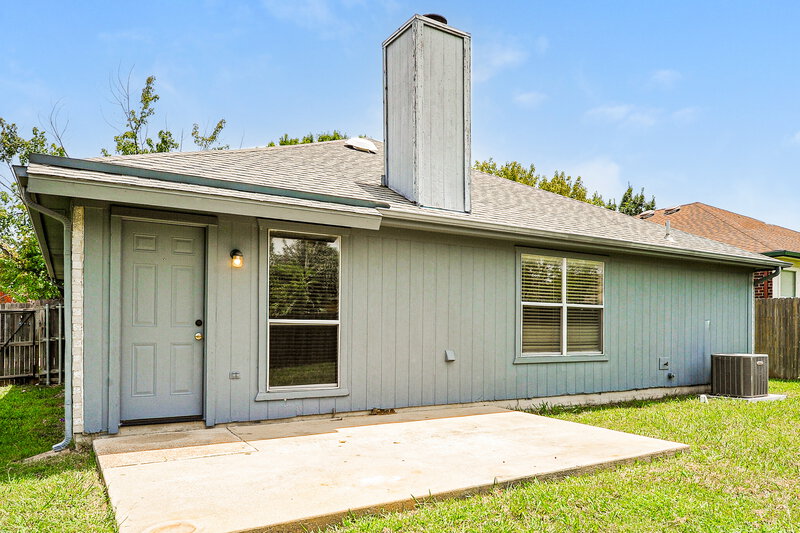 1,825/Mo, 840 Voltamp Dr Fort Worth, TX 76108 Rear View