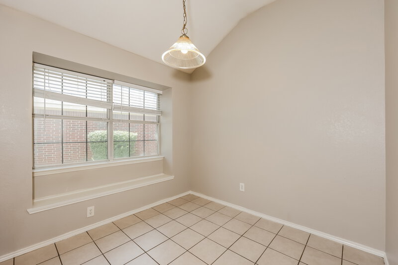 3,110/Mo, 713 Crenshaw Dr Cedar Hill, TX 75104 Breakfast Nook View
