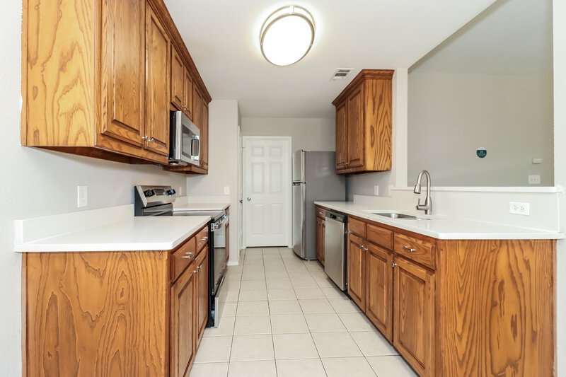 1,995/Mo, 801 Juno Ln Denton, TX 76209 Kitchen View