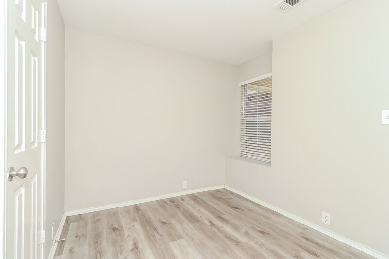 1,995/Mo, 801 Juno Ln Denton, TX 76209 Bedroom View 3