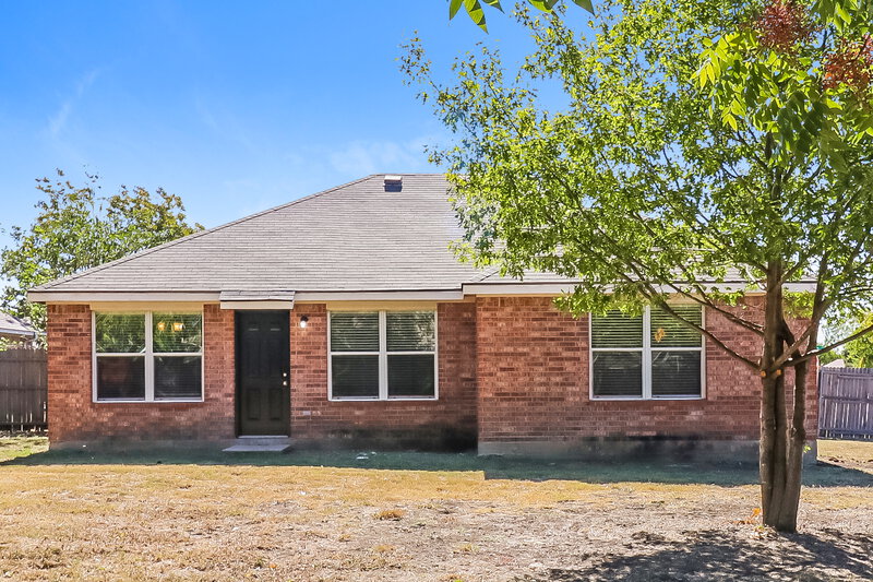 1,995/Mo, 801 Juno Ln Denton, TX 76209 Rear View 2
