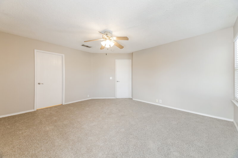 2,170/Mo, 1024 Springcreek Dr Denton, TX 76210 Main Bedroom View