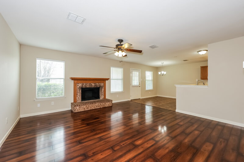 2,535/Mo, 1108 Germany Dr Cedar Hill, TX 75104 Living Room View