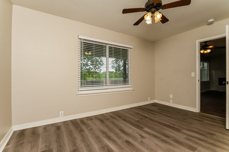 1,960/Mo, 1001 Springcreek Dr Denton, TX 76210 Main Bedroom View