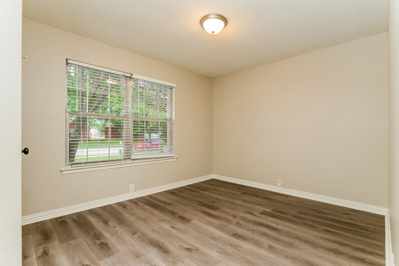 1,960/Mo, 1001 Springcreek Dr Denton, TX 76210 Bedroom View 3