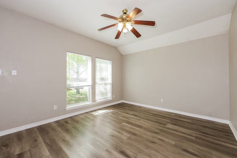 2,235/Mo, 409 Partridge Cir Desoto, TX 75115 Main Bedroom View