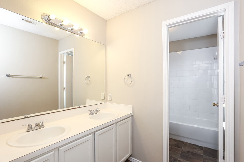 2,555/Mo, 6736 Ambercrest Dr Arlington, TX 76002 Misc View 15