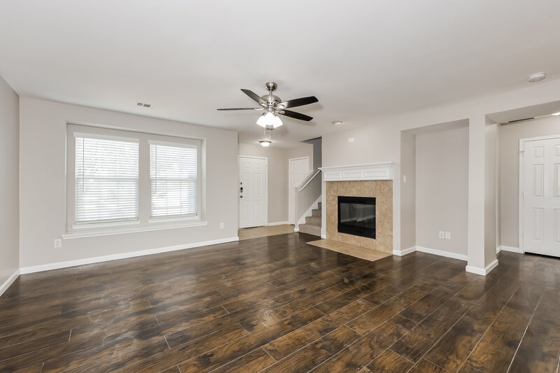 3,560/Mo, 5965 Harbor Glen Dr Dallas, TX 75249 Living Room View