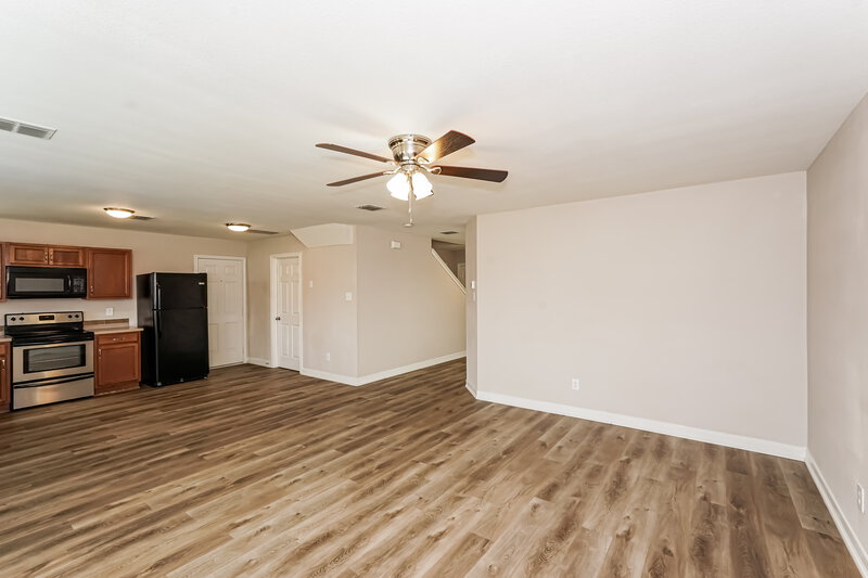 2,290/Mo, 1408 Erin Dr Burleson, TX 76028 Living Room View 2