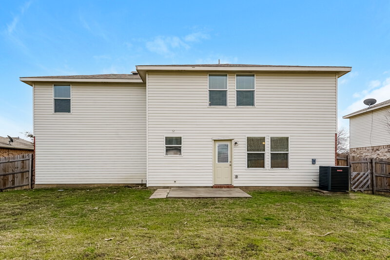 2,290/Mo, 1408 Erin Dr Burleson, TX 76028 Rear View 2