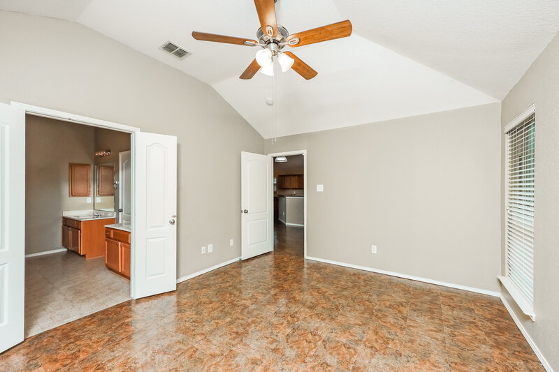 2,290/Mo, 6528 Fitzgerald St Fort Worth, TX 76179 Main Bedroom View 2