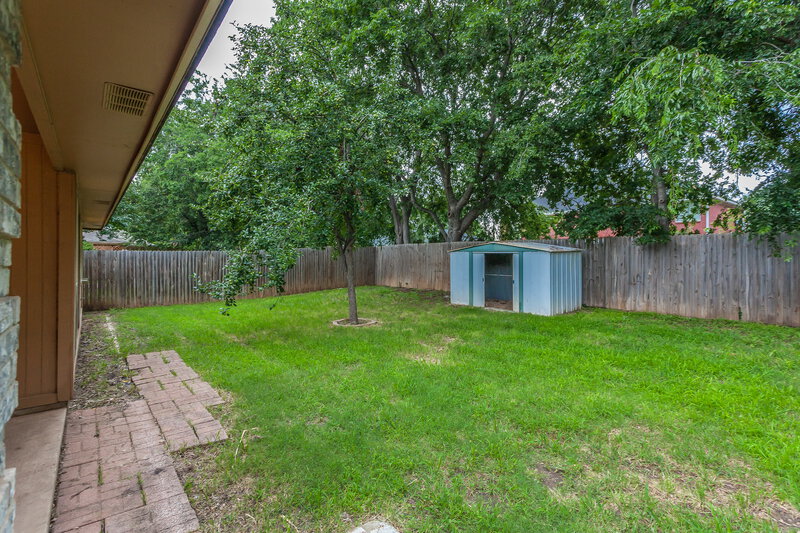 2,010/Mo, 4236 Maryanne Pl Haltom City, TX 76137 Exterior View