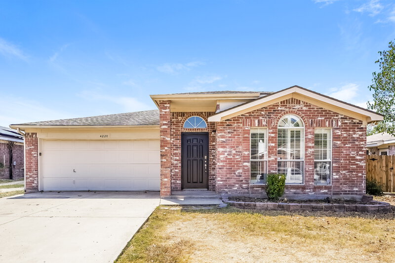 1,910/Mo, 4220 Fernleaf Dr Fort Worth, TX 76137 External View