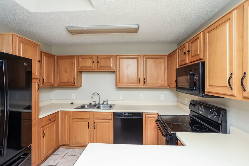 1,920/Mo, 4220 Fernleaf Dr Fort Worth, TX 76137 Kitchen View