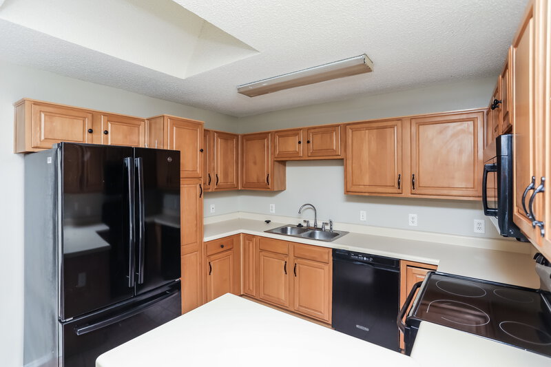 1,920/Mo, 4220 Fernleaf Dr Fort Worth, TX 76137 Kitchen View 2