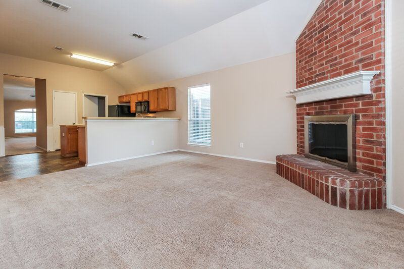 2,075/Mo, 310 O'Hara Anna, TX 75409 Living Room View 3