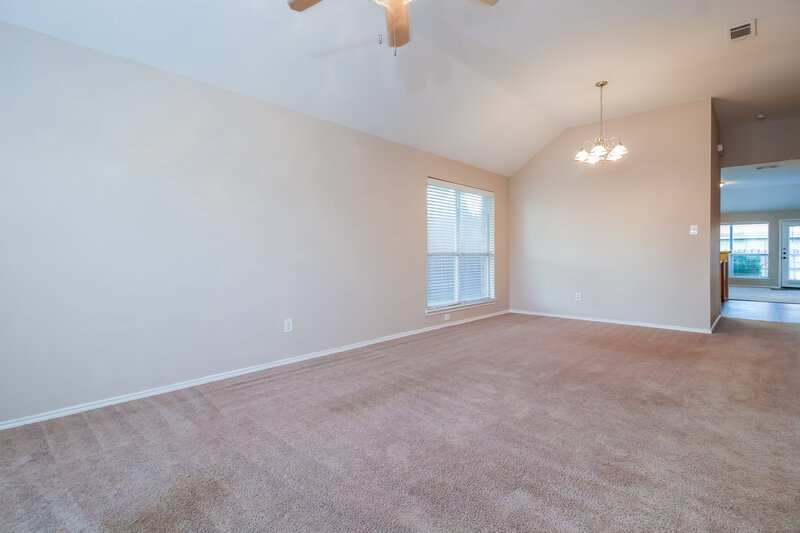 2,075/Mo, 310 O'Hara Anna, TX 75409 Living Room View 4