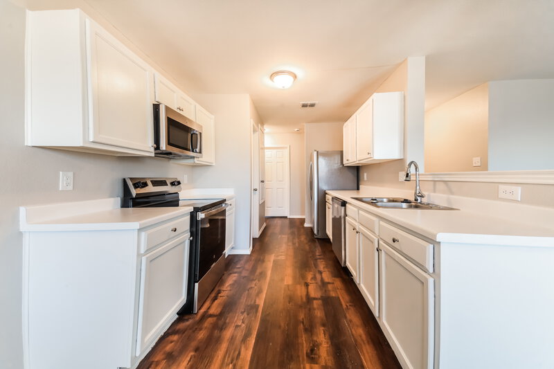 2,095/Mo, 1412 Laurel Ln Royse City, TX 75189 Kitchen View