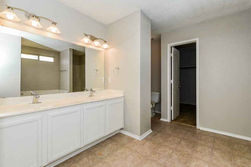 2,870/Mo, 1413 Quail Meadow Dr Wylie, TX 75098 Main Bathroom View