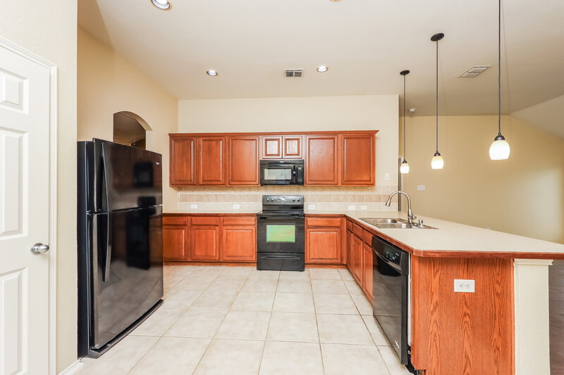 2,055/Mo, 4408 Blackberry Rd Melissa, TX 75454 Kitchen View 2