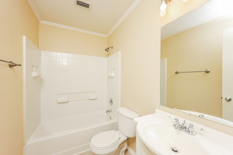 2,055/Mo, 4408 Blackberry Rd Melissa, TX 75454 Bathroom View