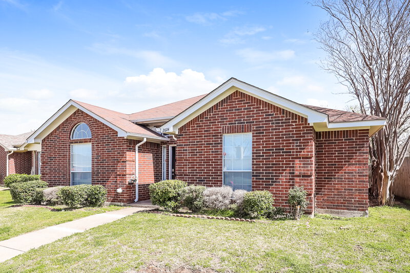 2,225/Mo, 2604 Park Valley Dr Mesquite, TX 75181 Front View
