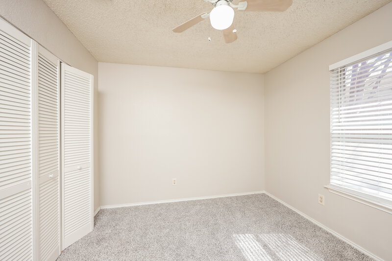 2,225/Mo, 2604 Park Valley Dr Mesquite, TX 75181 Bedroom View 2