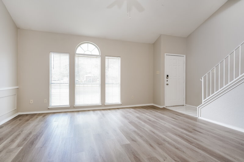 2,095/Mo, 1009 Neptune Ct Cedar Hill, TX 75104 Living Room View 2