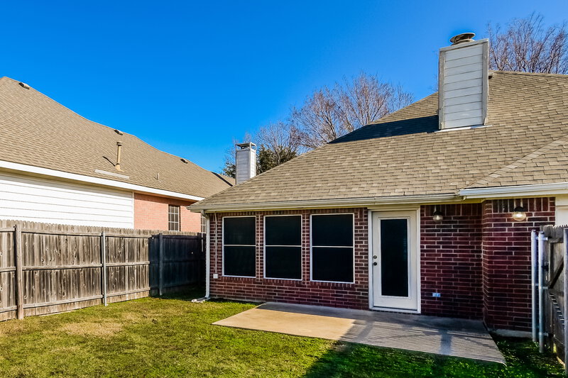 2,525/Mo, 1609 Lone Hollow Ct Garland, TX 75040 Rear View