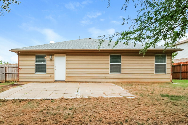 3,270/Mo, 9109 Glen Falls Ln Denton, TX 76210 Rear View