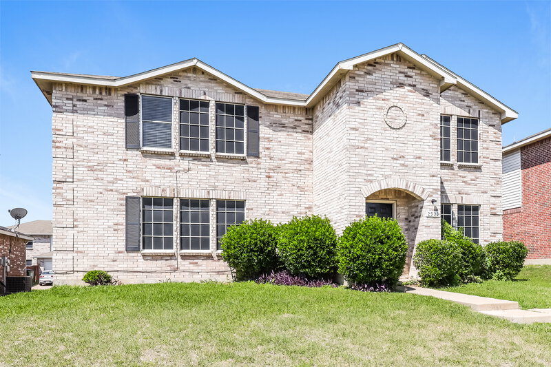 2,545/Mo, 2909 Paint Brush Pl Lancaster, TX 75134 Front View