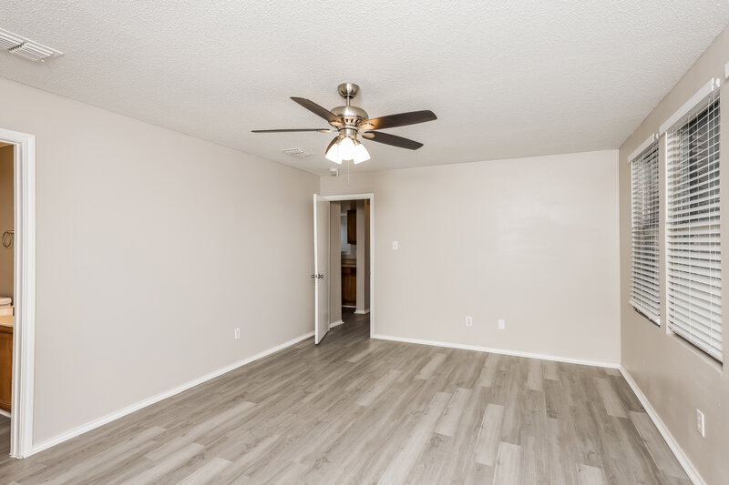 2,545/Mo, 2909 Paint Brush Pl Lancaster, TX 75134 Main Bedroom View 2