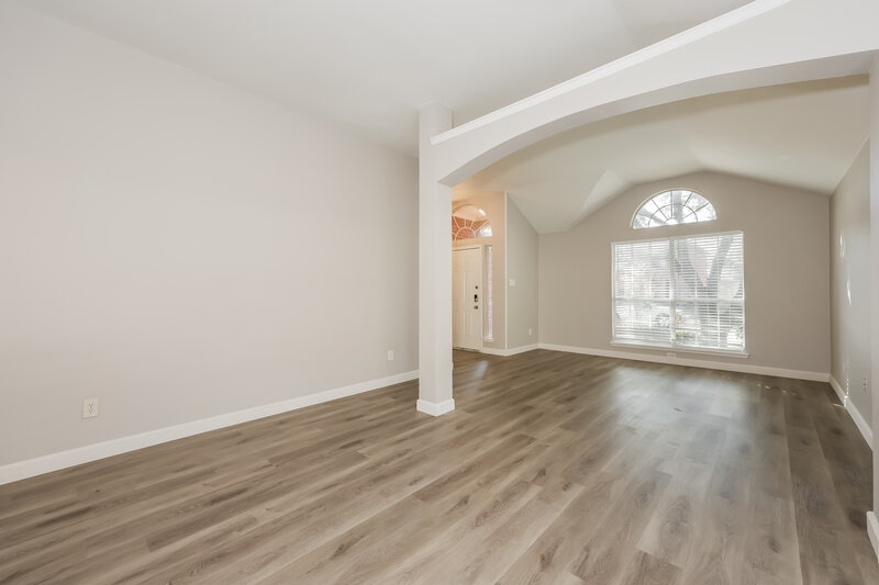 2,255/Mo, 5002 Wordsworth Dr Garland, TX 75043 Dining Room View