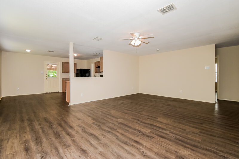 2,060/Mo, 2433 Pecan Dr Little Elm, TX 75068 Living Room View