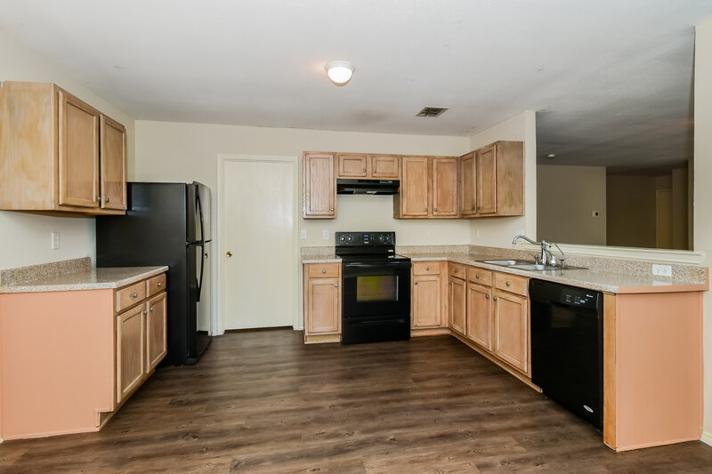 2,060/Mo, 2433 Pecan Dr Little Elm, TX 75068 Kitchen View